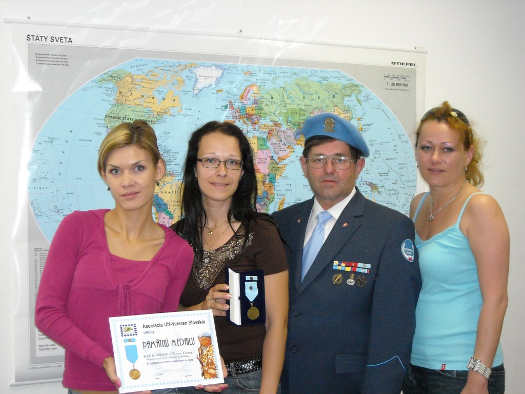 Fotogaléria Ocenenie firmy ALPE EUROSERVISE (3) Ocenenie firmy ALPE EUROSERVISE